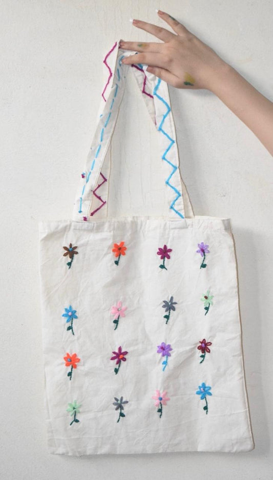 single lazy dazy /Tote Bag/Handmade Embroided Bag